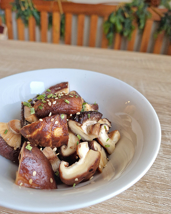 Shiitake Mushroom Stir-Fry | Easy Shiitake Mushroom Recipes